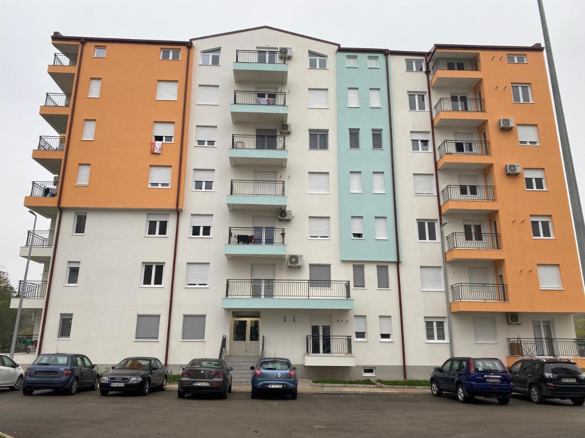 Newtown Apartment Niksic Ngoại thất bức ảnh