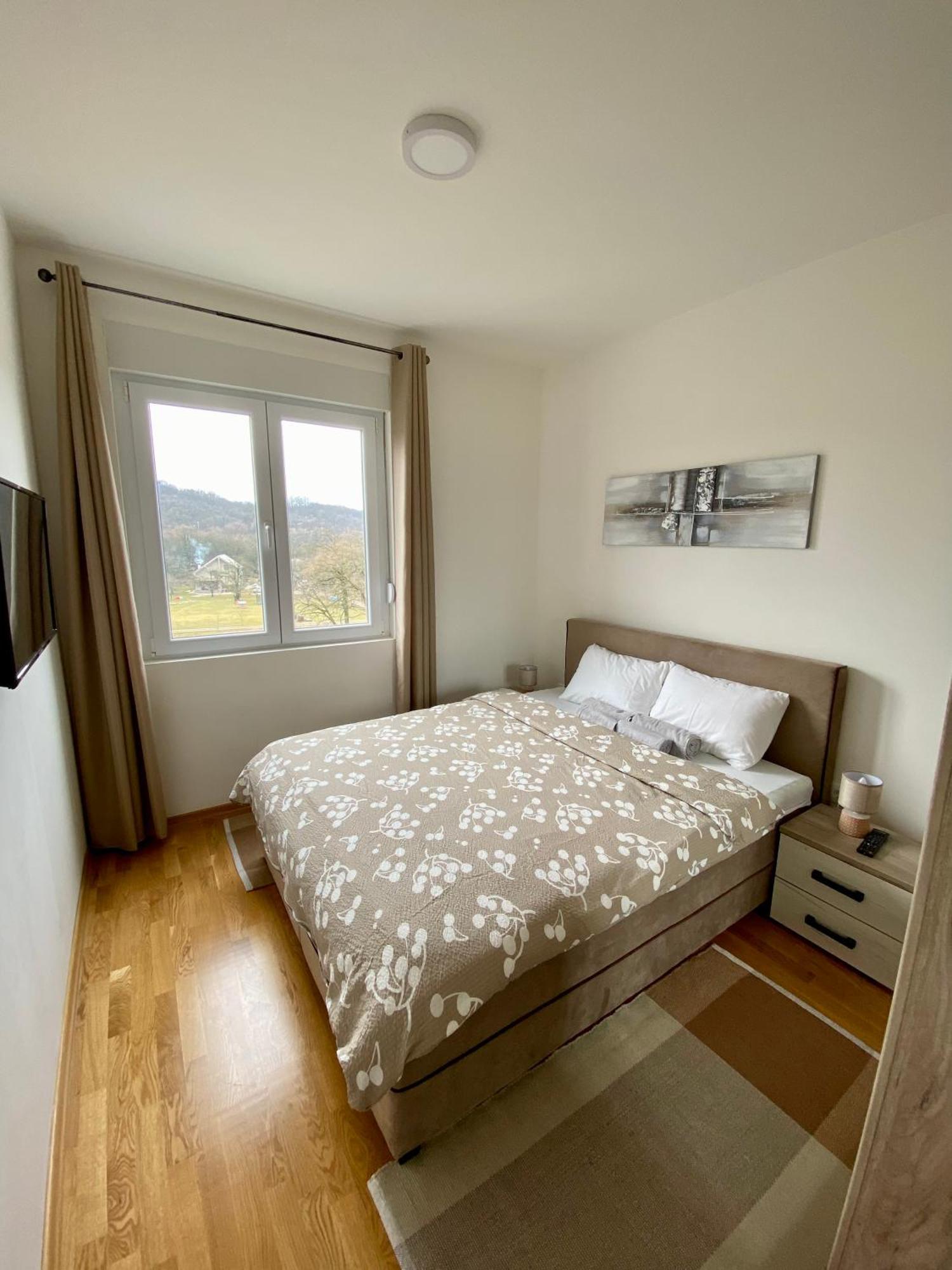 Newtown Apartment Niksic Ngoại thất bức ảnh